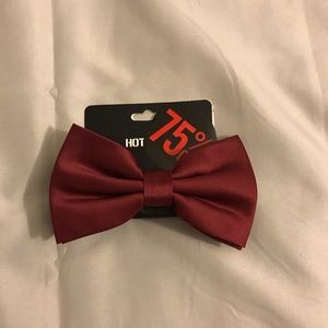 Hot Topic Bow tie